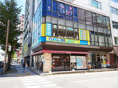 アパマン情報館 新潟万代店