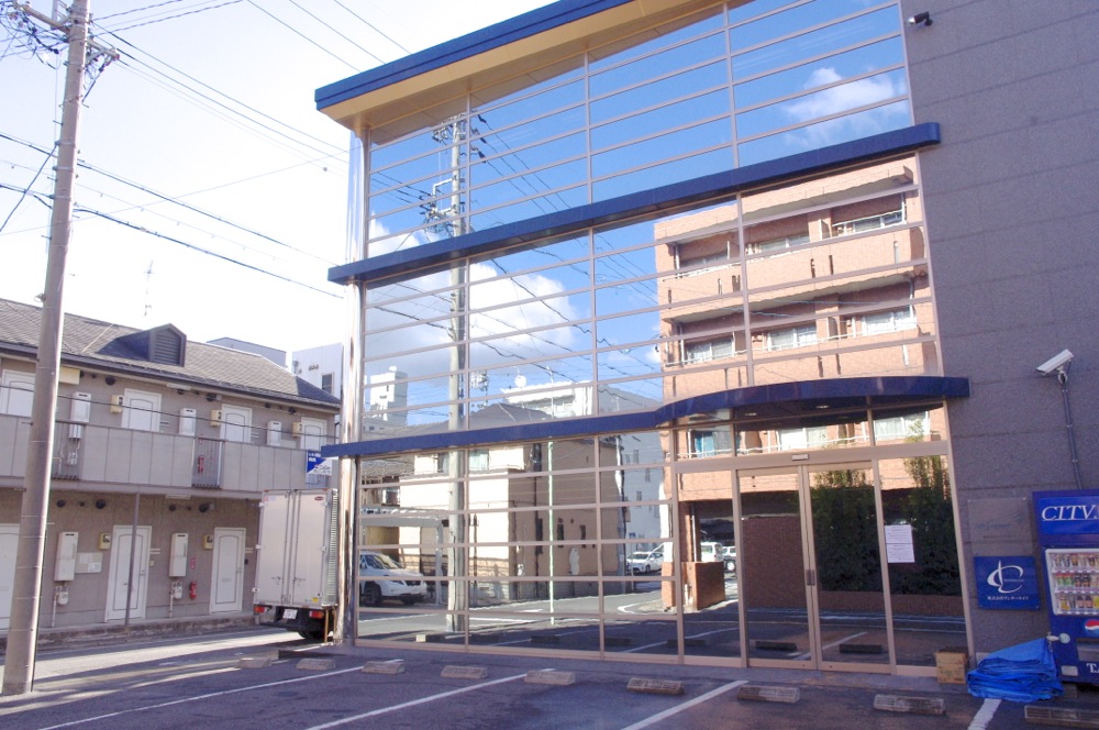 ライフサポート本社